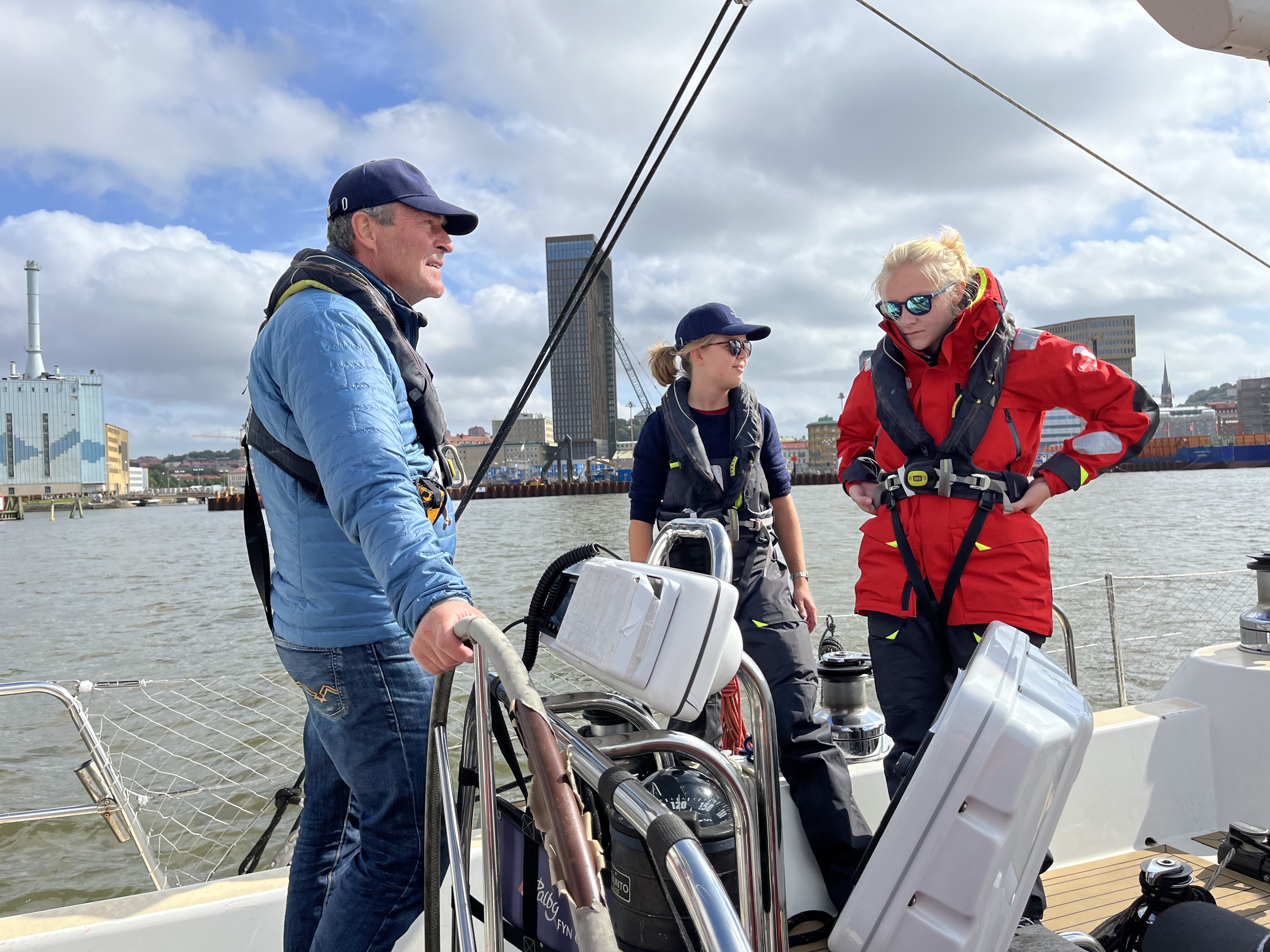 <h1>Ny besætning - Ny havn</h1>