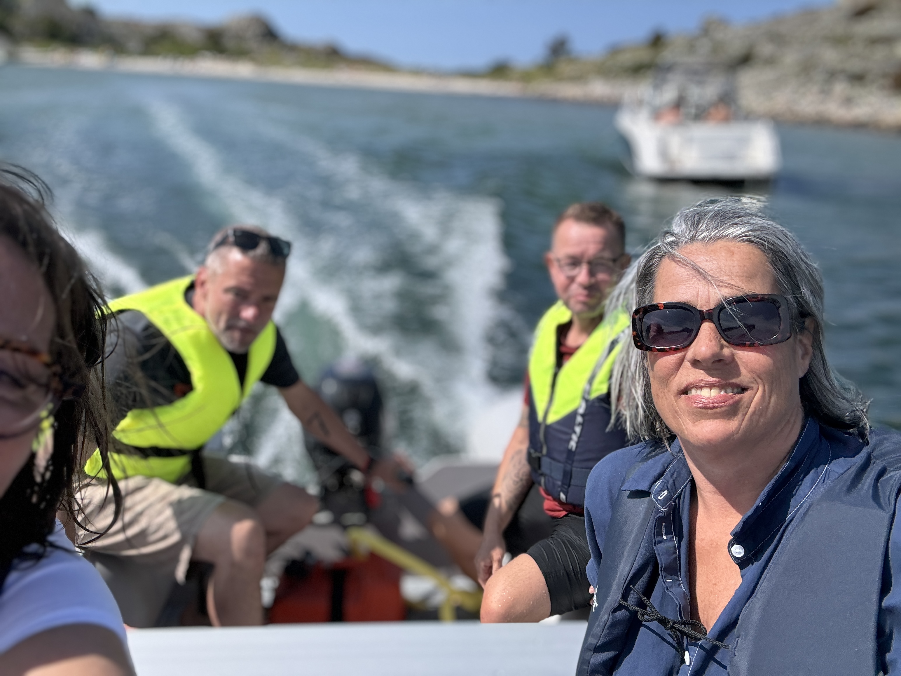 Fuld Fart Frem I Gummibåden