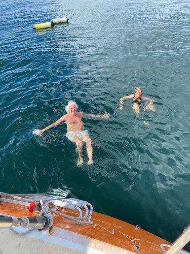 Svømmetur i havet